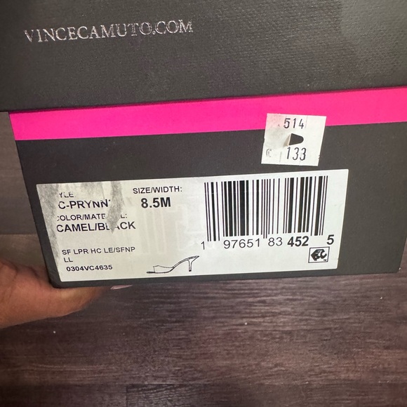 New in Box Vince Camuto Black and Brown CalfHair Leopard Mules - Picture 8 of 8